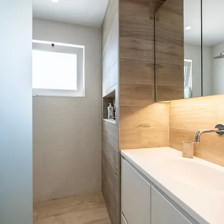 Nefeli-beachfront -apartment * העיירה קוס